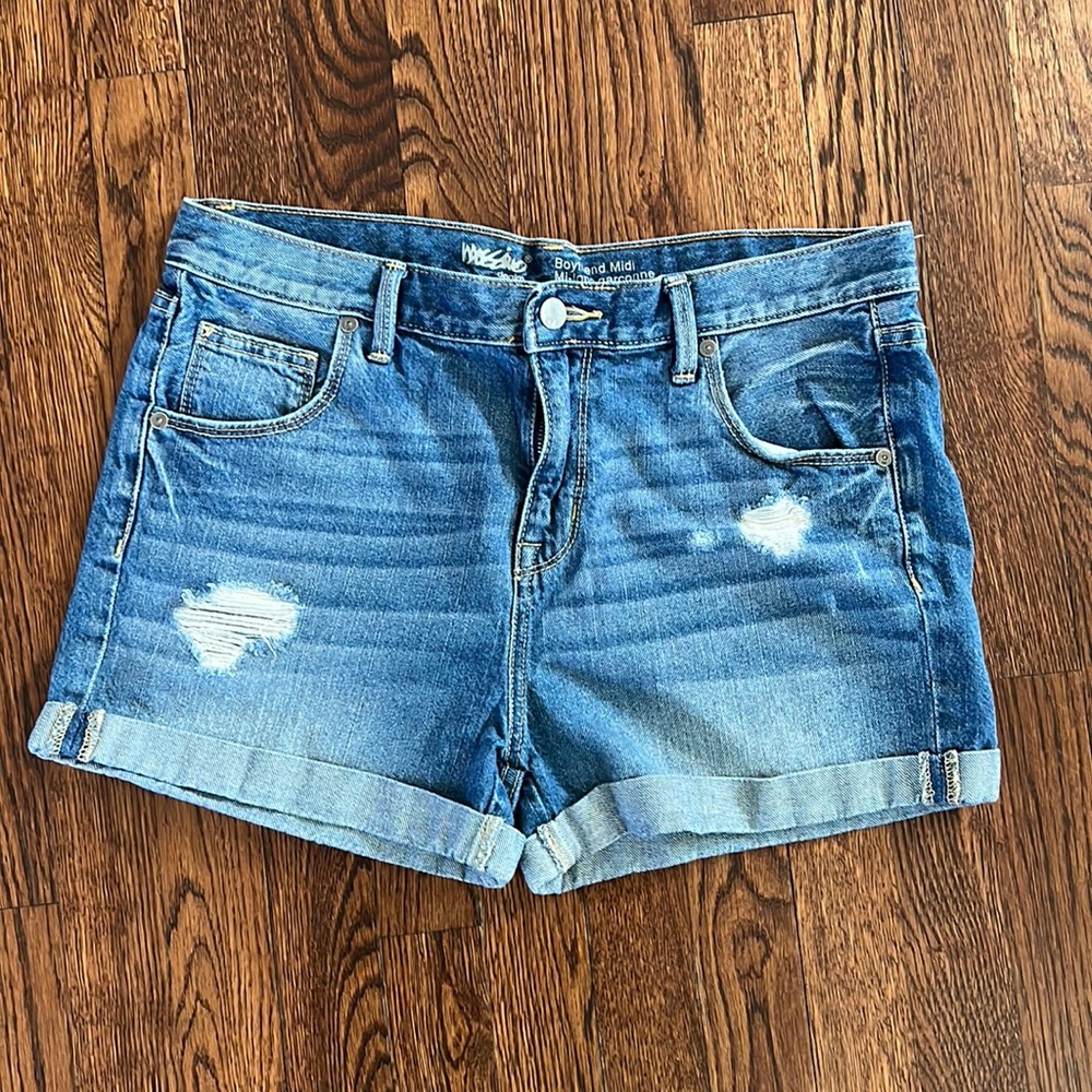 5/$10!! Mossimo Boyfriend MIDI shorts